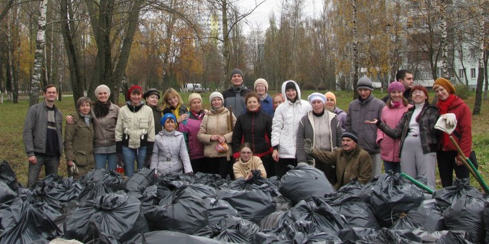 照片：2017年4月，奥廖尔市的领土清洁工作。
