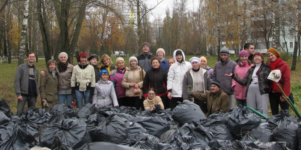 Фото: уборка территории в г. Орел, апрель 2017 г.
