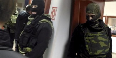 Фото: обыск у верующих (2016 год)