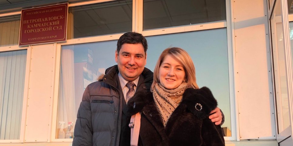 Foto: Sergey Ledenyov con su esposa
