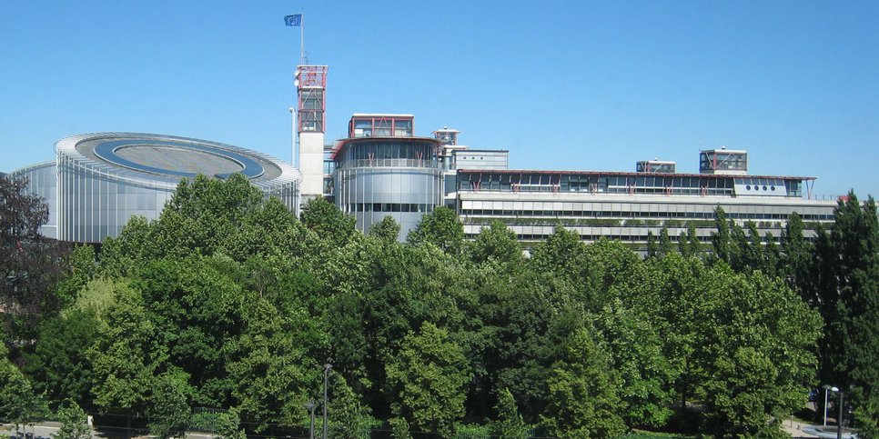 The building of the European Court of Human Rights. Photo source: [Sfisek](https://commons.wikimedia.org/wiki/Category:European_Court_of_Human_Rights#/media/File:ECHR-CEDH.jpg) / [CC BY-SA 3.0](https://creativecommons.org/licenses/by-sa/3.0/)