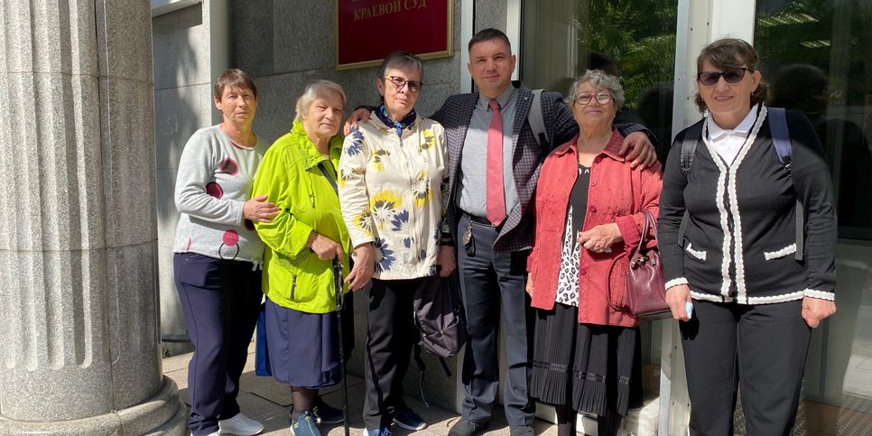 Sur la photo : Défendeurs le jour de l’appel (26 septembre 2022)