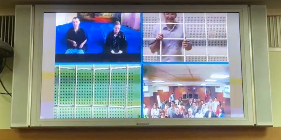 Konstantin Sannikov habla en el tribunal a través de un enlace de video desde el centro de detención