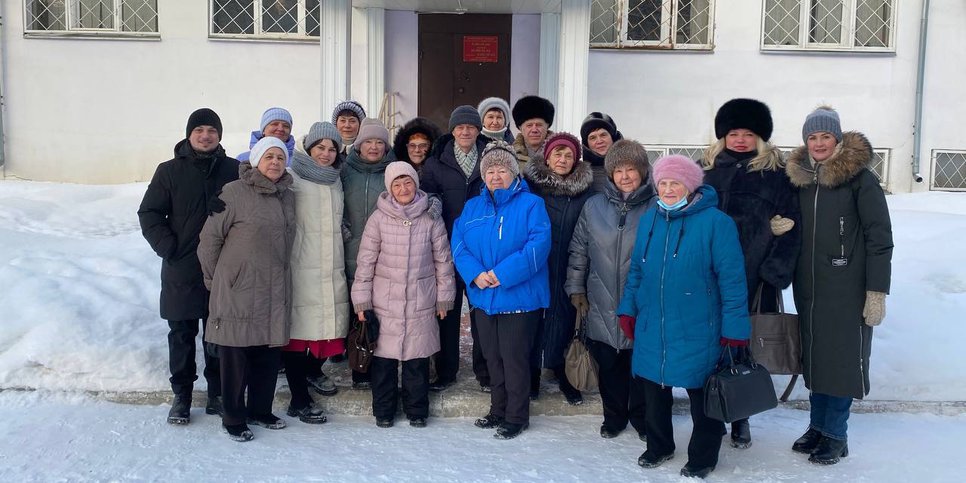 Александр Кабанов с друзьями в день приговора