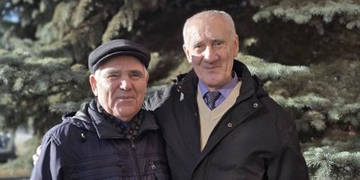 瓦列里·克尼亚泽夫和因杜斯·塔利波夫。2025年11月11日